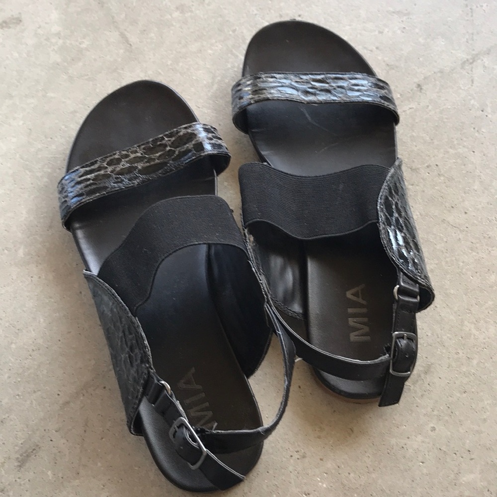 MIA sandals! - Picture 4 of 8